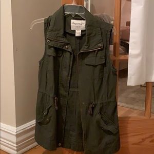 Army green light vest